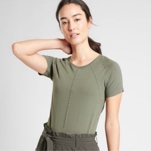 Athleta Foothill Tee Laurel Olive Green Size Large